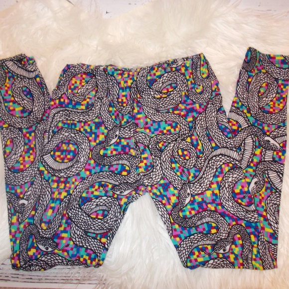 LuLaRoe Pants - LuLaRoe One Size Psychedelic Snake Leggings